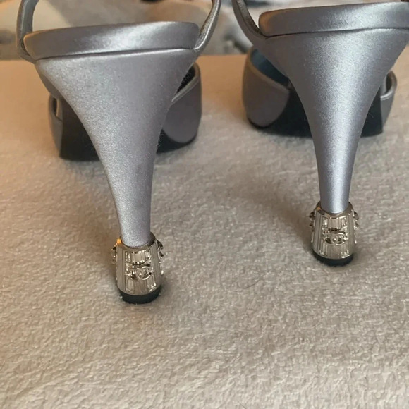EUC CHANEL grey satin sling back round toe size 38 worn once  crystals at heel - Picture 3 of 8